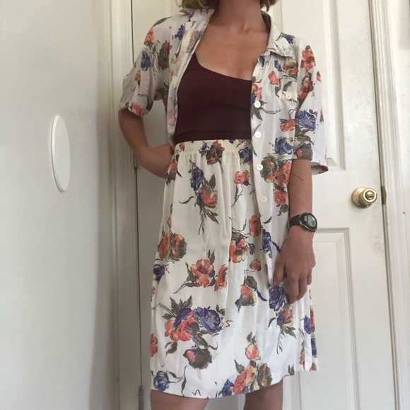 Matching Floral Skirt Set - Picture 3 of 4